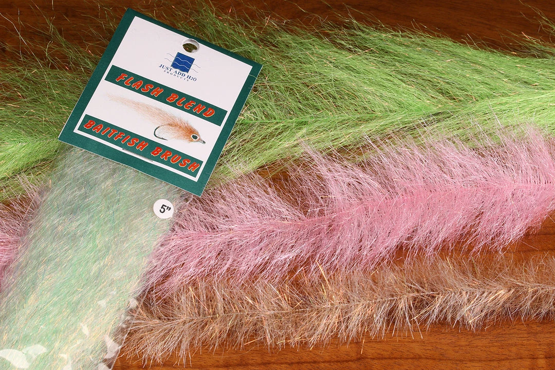 Nomad Anglers Fly Tying Flash Blend Baitfish Brush 1 Nomad Anglers Fly Tying Flash Blend Baitfish Brush