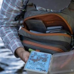 Fishpond Packs & Gear Bags Cross-Current Chest Pack 14 Fishpond Packs & Gear Bags Cross-Current Chest Pack